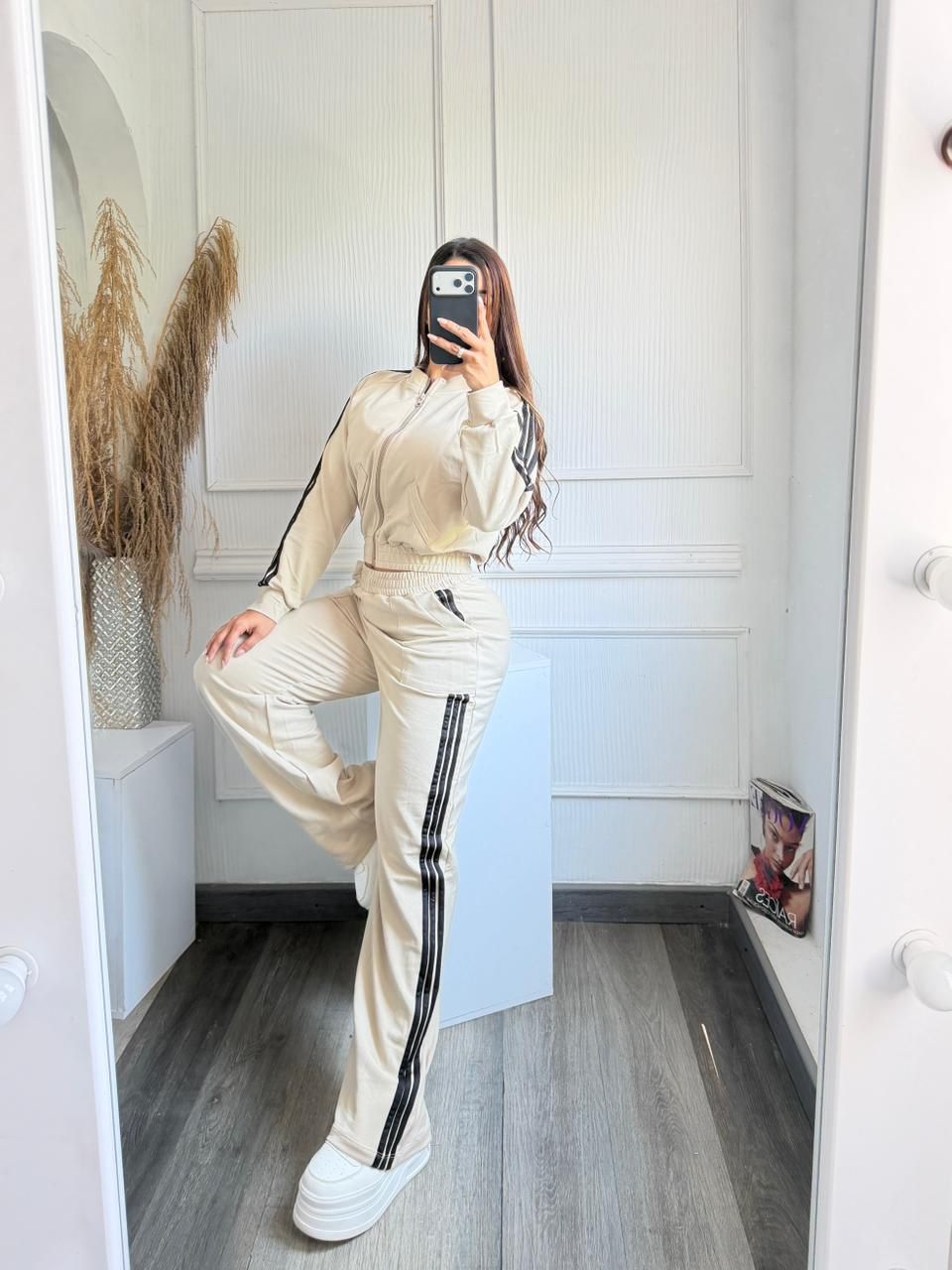 Conjunto Chaqueta Ribete