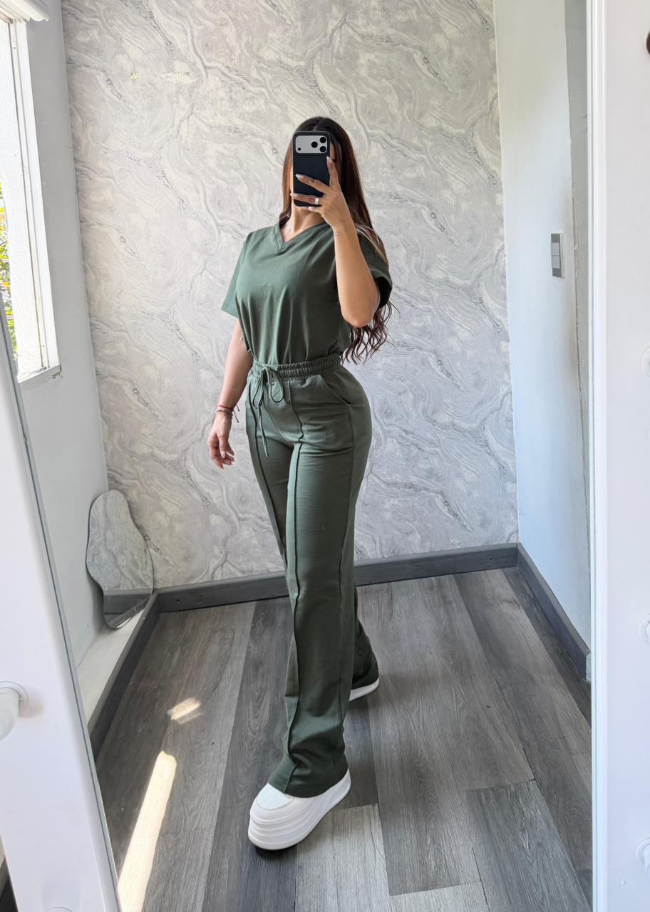 Conjunto Básico Cuello V